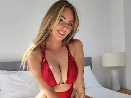 Ive made $1million in two years by mowing the lawn naked – my husband  supports me - Daily Star