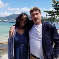 He leaves behind his wife, janice mcafee. John Mcafee S Wife Warned Authorities Want Guru Dead In Chilling Father S Day Message Three Days Before Suicide