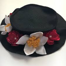 Dieses tolle mary poppins kinderkostüm classic wird ihr kind zum strahlen bringen, denn jeder, ob groß oder klein, kennt das quirlige und liebenswerte das kostüm besteht aus einem blauen kleid mit weißem blusenansatz und roter fliege sowie dem obligatorischen hut. Mary Poppins Kostum Selber Machen Diy Anleitung Maskerix De