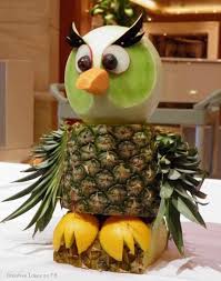 Fruit Turned Animal Art 30 Creative Creations Hongkiat Fruit And Vegetable Carving Food Sculpture Vegetable Carving