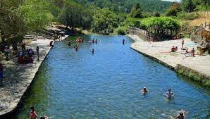 Precisamos que as pessoas venham à praia das rocas, que venham a castanheira de pera, que venham a figueiró dos vinhos e que venham a pedrógão grande. Locais A Visitar Mountain Whisper Locais A Visitar Na Lousa