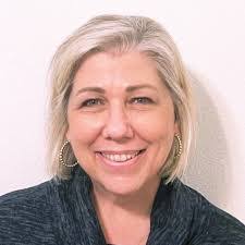 Stephanie Gilmartin's Instagram, Twitter & Facebook