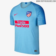 With the first shirt, the white colour is combined with the black of the logo, the sponsor and the three. Nike Atletico Madrid 18 19 Away Kit Released Footy Headlines