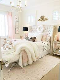 I M Dreaming Of A White Christmas Home Tour Randi Garrett Design Bedroom Styles Farmhouse Style Master Bedroom Bedroom Decor