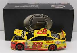 Nascar watkins glen go bowling 400 1st cup win 2019 wave 1 chase elliott #9 sun energy sunenergy1 paint scheme 1/64 scale diecast authentics with collector card. Diecast Toy Vehicles Nascar 2015 Joey Logano 22 Autotrader Pennzoil 1 64 Diecast Car Christograce