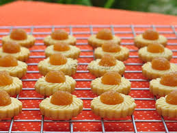 Resepi tart nenas gulung, adalah antara kuih raya yang paling popular dan disukai ramai. Resepi Biskut Tart Nenas Nyonya