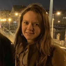 Lily Clements's Instagram, Twitter & Facebook