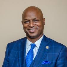 Emanuel "Chris" Welch