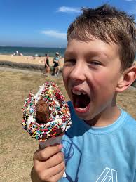 Holidays are full of bright colors and cheer, just like our boss Andy right  here! 🎄 🎨 ❤️