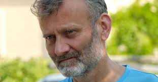 Beyond Paradise season 3: Hugh Dennis and Steve Oram guest star in cast of  episode 1