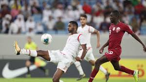 تشكيل منتخب عمان المتوقع أمام قطر: Ø§Ù„ÙŠÙˆÙ… Ø§Ù„Ø£Ø­Ù…Ø± ÙŠÙˆØ§Ø¬Ù‡ Ù‚Ø·Ø± Ù„Ù„Ø§Ù‚ØªØ±Ø§Ø¨ Ù…Ù† Ø§Ù„ØµØ¯Ø§Ø±Ø© ÙˆØ§Ù„Ø¹Ø¨ÙˆØ± ØµØ­ÙŠÙØ© Ø£Ø«ÙŠØ± Ø§Ù„Ø¥Ù„ÙƒØªØ±ÙˆÙ†ÙŠØ©