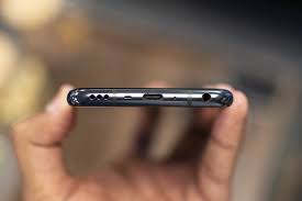 LG V50 ThinQ 5G Review: A Perfectly ...