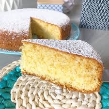 Gateau Au Lait Chaud Un Gateau Ultra Moelleux Et Gonfle A Souhait Facile Et Rapide A Faire Les Enfa Gateau Au Lait Chaud Gateau Au Lait Gateau En Tranches