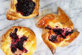 Some of us went off in a royal huff for a while. Danish Pastry From Scratch The Dough And Filling Horno Mx