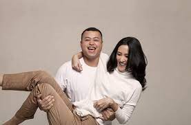 Harga paket prewedding indoor (sb) 1 pcs album kolase termurah juli 2021 | dapatkan promo paket prewedding indoor (sb) 1 pcs album kolase terbaik hanya di blibli 📢 gratis ongkir 100% original 💡 pembayaran aman & mudah 10 Foto Prewedding Indoor Studio Simple Portalkuningan Com