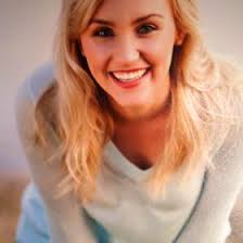 Emily Bradshaw (emmy_bradshaw8)