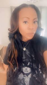 Theresa Deberry's Instagram, Twitter & Facebook