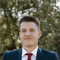 Sean Kemper's Instagram, Twitter & Facebook