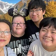 Yer Thao (@YerThao6018)