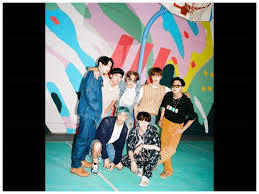 Fans Remind Bts Is 7 As The Theatre Chain Left Out Bts Member V S Name In Break The Silence The Movie Credits English Movie News Times Of India