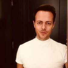 Diego Villacorta🌏 (@DiegoViya)