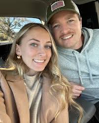 Macy Robertson (@macyarmoraa) • Instagram photos and videos