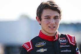 Purdy (11 kasım 1999 doğumlu), amerikalı bir profesyonel stok araba yarışı sürücüsüdür. Chase Purdy Running For Gms Racing In 2020