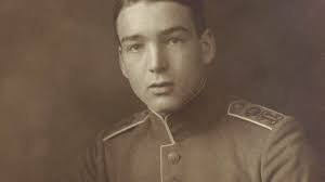 Carlos Meyer's Instagram, Twitter & Facebook