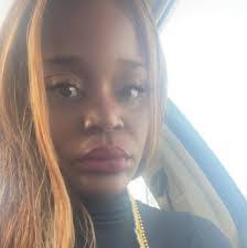 Mercedes Sinclair's Instagram, Twitter & Facebook