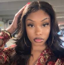 Ashley Petrus's Instagram, Twitter & Facebook