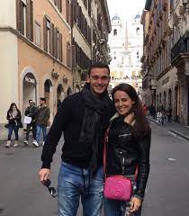 Thomas vermaelen's wife polly parsons. Polly Parsons Ace Vermaelen Disconcerted Clicktelecom Site