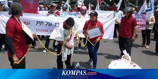 Pasaran buruh di malaysia pada januari 2015. Ramai Upah Jadi Per Jam Bagaimana Kondisi Buruh Di Indonesia Halaman All Kompas Com