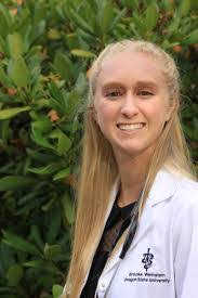 Vickie Hooper's Instagram, Twitter & Facebook