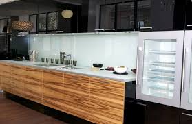 high gloss and matte lacquered kitchen