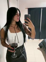 Vídeos de Valentina Luque (@valeeluque) con «original sound