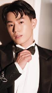 Ben Cua's Memorable Red Carpet Mishap at GMA Gala 2024