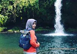 Bogor memang terkenal akan potensi wisata alamnya yang begitu indah. Review Curug Tempuran Purbalingga Spot Foto Wisata Harga Tiket Masuk Terbaru Ruangdiary Com