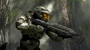 (art terms) a disc or ring of light around the head of an angel, saint, etc, as in painting or sculpture. Halo 3 Shooter Erscheint Am 14 Juli Als Teil Der Master Chief Collection Fur Den Pc