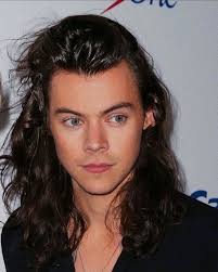 Quale shampoo usa harry styles? Aly On Twitter Harry Styles Com Long Hair Perfeicao Https T Co 1ctxwqxqit Twitter