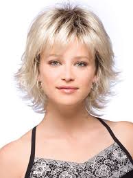 Medium Flip Out Hairstyles Google Search Capelli Corti Acconciature Capelli Corti Sposa Capelli Cortissimi