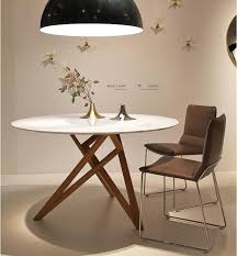 Diese ausziehbaren esstische bieten clevere funktionalität in modernen designs und materialien. Moderne Esstische Von Ausziehbar Bis Rund Esstisch Modern Esstisch Rund Ausziehbar Runder Esstisch