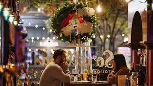 holiday decorations at sorellina