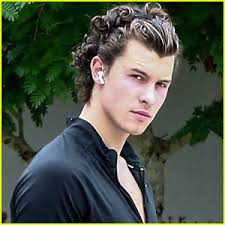 Where is shawn mendes on his world tour? Shawn Mendes Steps Out For Some Fresh Air To Kick Off His Week Shawn Mendes Just Jared Jr