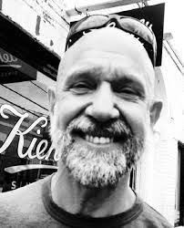 Beth Kellenberger's Instagram, Twitter & Facebook