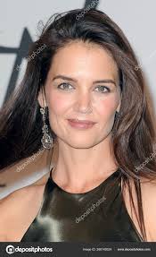 Katie Holmes Arrivals 2015 Cfda Fashion Awards Alice Tully Hall — Stock  Editorial Photo © everett225 #268142024