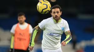 Bernardo mota veiga de carvalho e silva (born 10 august 1994), known as bernardo silva or simply bernardo, is a portuguese professional footballer who plays as an attacking midfielder or a winger for premier league club manchester city and the portugal national team. Ogah Pensiun Di Manchester City Bernardo Silva Saya Penggemar Benfica