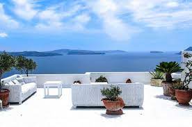 Spazio quindi a fiori, grandi piante sempreverdi, piante rampicanti e alberi da frutta come le piante di limoni. Come Arredare Un Terrazzo Scoperto In Modo Corretto Idee Arredo