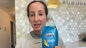 Amazon.com: Dawn Dish Soap, Original Scent (Old Version), Pack of 1 :  Health & Household