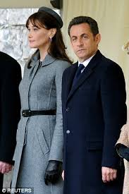 In the image that was chosen for the cover, sarkozy stood on a step higher than. Nicolas Sarkozy Mocked After Photos That Make Him Seem Taller Than Carla Bruni Daily Mail Online