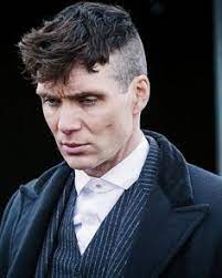 La storia dei peaky blinders ha inizio nel 1919, nella povertà della. 140 Peaky Blinders Ideas Peaky Blinders Cillian Murphy Peaky Blinders Cillian Murphy